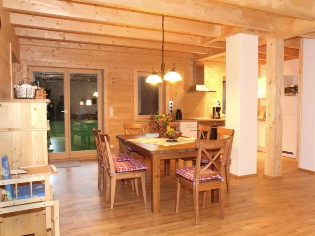 Ferienhaus Eller Traunwalchen Eksteriør billede